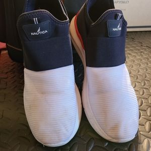 Men's Nautica size 12 Blue and white with red trim